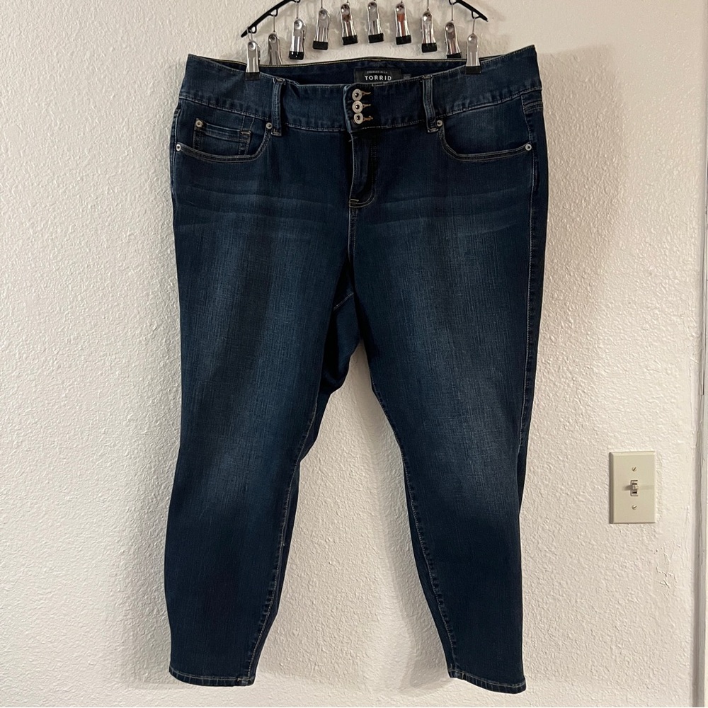 torrid Indigo Skinny Jeans - Picture 3 of 11